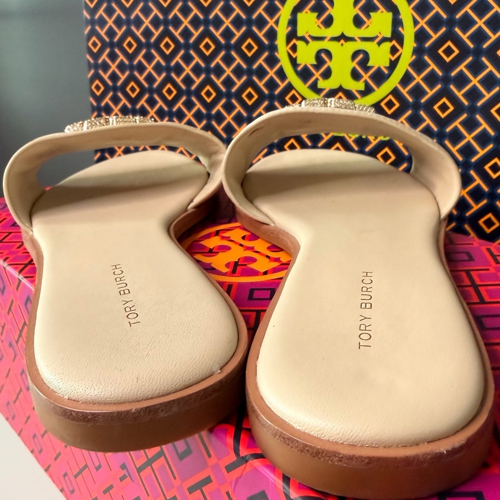Tory Burch Limited Edition Beige Cream Everly Rhinestone Logo Slide Sandals - Picture 6 of 6